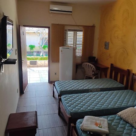 Ladário Hotel Pesqueiro Anzol De Ouro מראה חיצוני תמונה